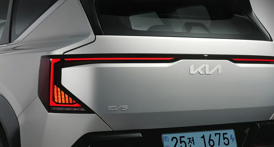 더 EV5 GT LED 리어 콤비네이션램프 3