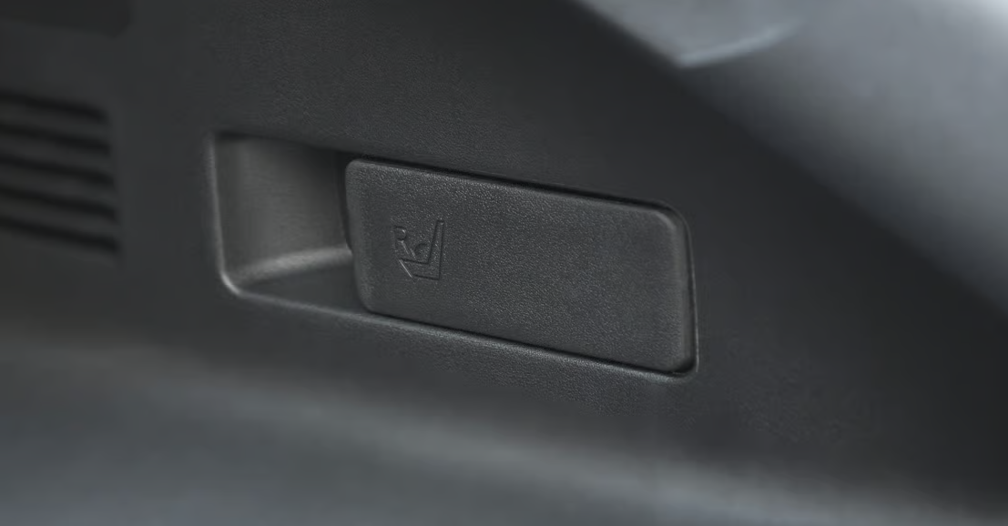 더 뉴 EV6 GT 2열 리모트 폴딩 레버 8