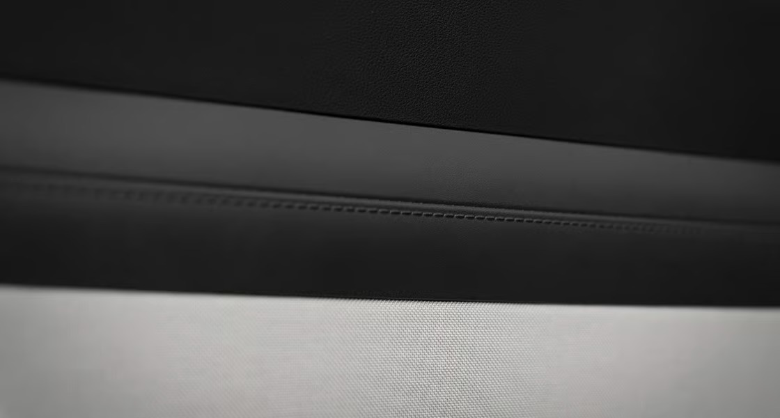 더 뉴 투싼 HEV 리얼 스티치(크래쉬패드,도어 어퍼,도어 암레스트) 13