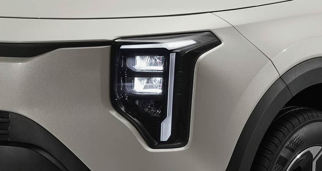 더 뉴 니로 HEV LED 헤드램프 1