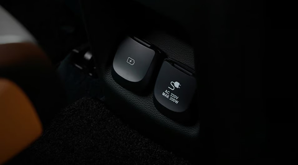 GV80 F/L 220V 파워아웃렛 81