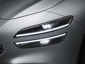 더 뉴 G70 Full LED 헤드램프 1