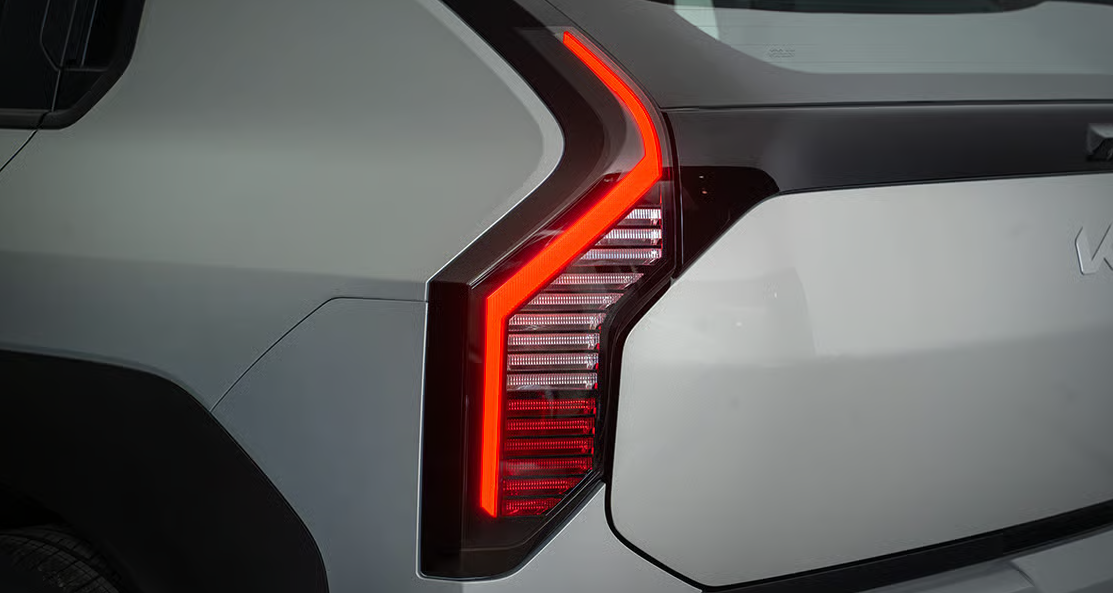더 EV3 LED 리어 콤비네이션램프 6