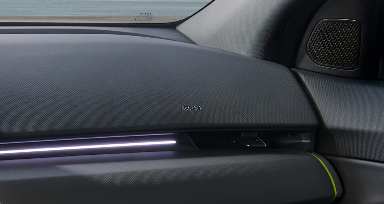 더 EV4 GT 소프트 재질 크래쉬패드 10