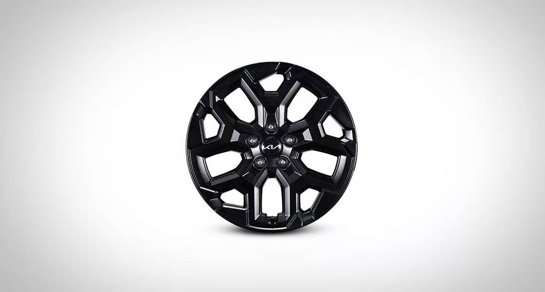 더 뉴 쏘렌토 HEV 235/60 R18 컨티넨탈 타이어&블랙 알로이 휠 1