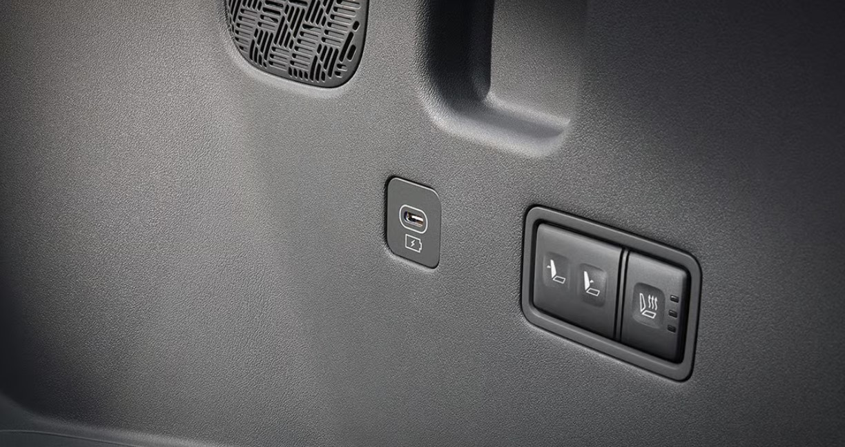 더 EV9 100W C타입 USB 단자(충전용, 1열 1개/1열 시트백 2개/3열 2개/정품 충전 케이블 1개) 59