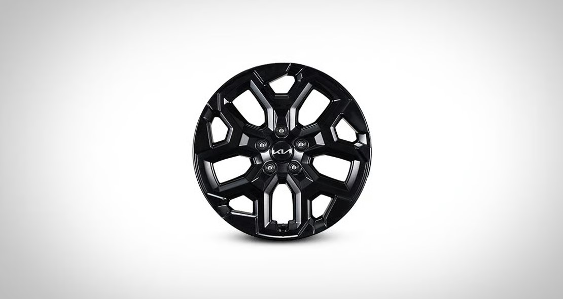 더 뉴 쏘렌토 HEV 235/60 R18 컨티넨탈 타이어&블랙 알로이 휠 8